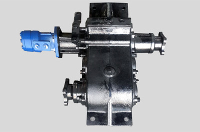 液壓驅(qū)動分動箱 四驅(qū)波箱